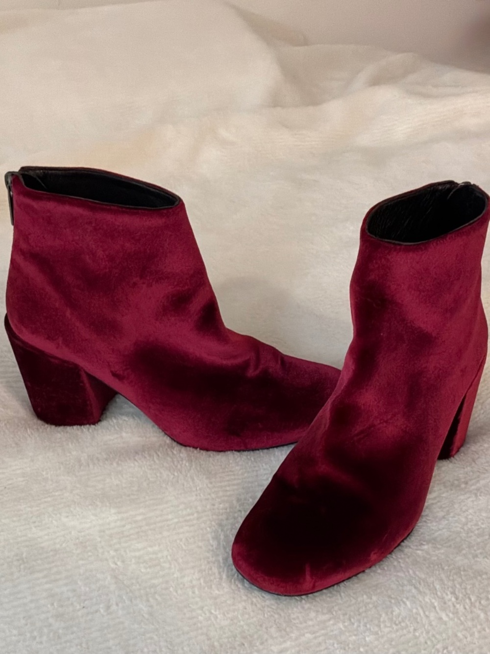 Stuart Weitzman Bacardi Velvet Ankle Boots Berry Red Burgundy Block Heel 7